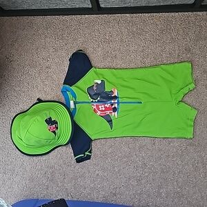 Hanna Andersson Rashguard Swimsuit and matching hat